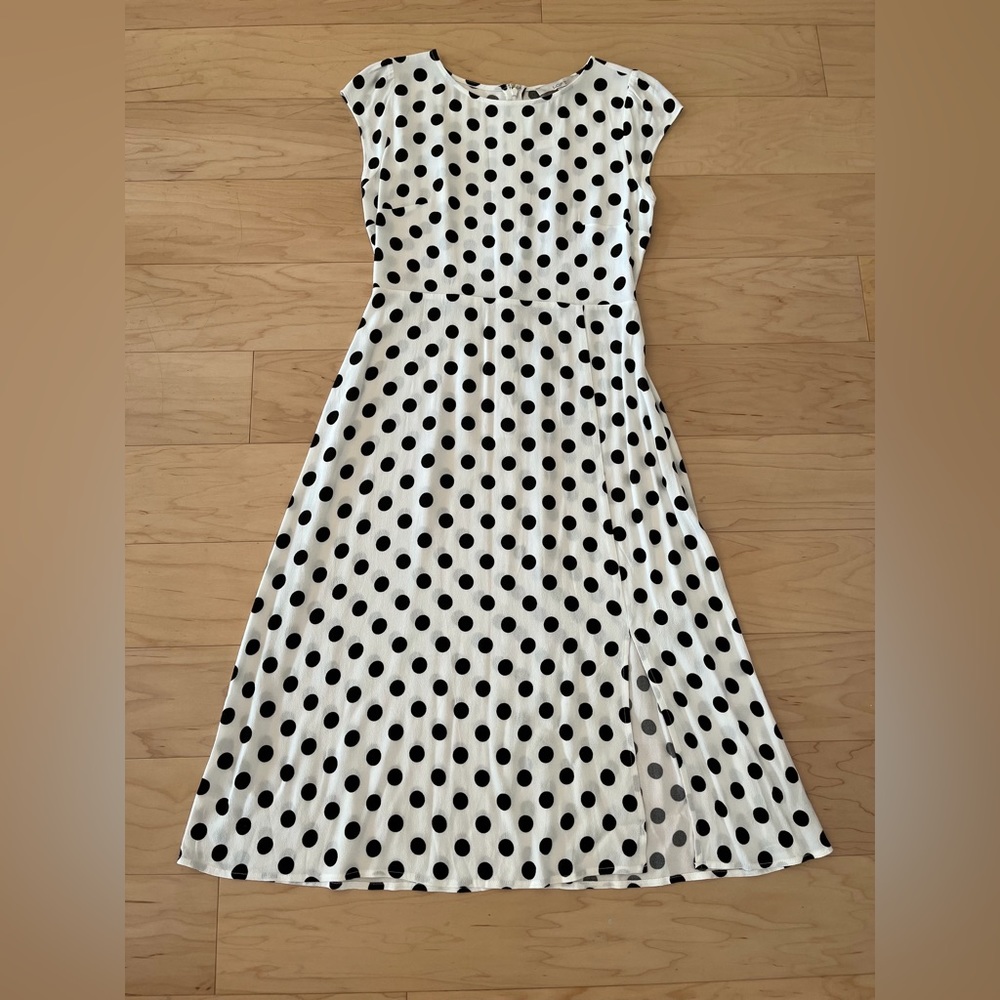 Ann Tyler Loft black and white polca dots dress in size 2